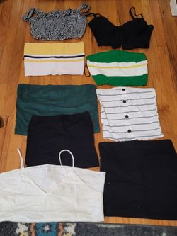 Crop tops bundle size small