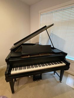 Grand piano (mini, free)