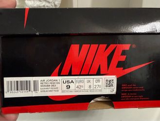 Nike Air Jordan’s Retro OG size 9