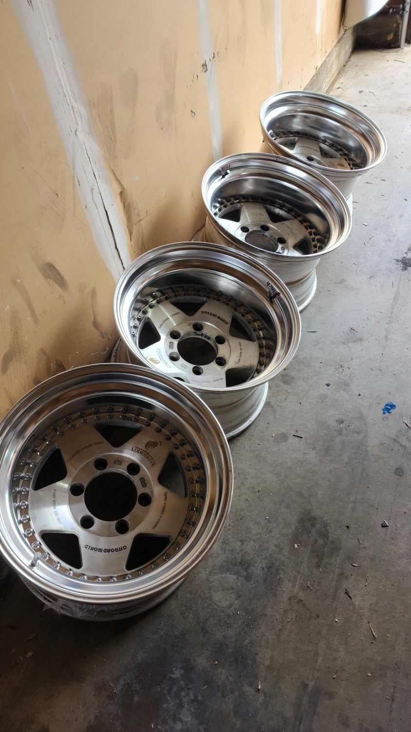 LodioDrive Ssr 6 Lug for Sale in Riverside, CA - OfferUp