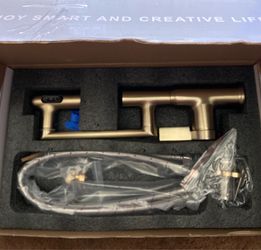 Rotatable Bathroom Faucet with Temperature Display, 3 Modes Enjoy flexible angles, easy cleaning, battery-free temperature display, and lead-free dura