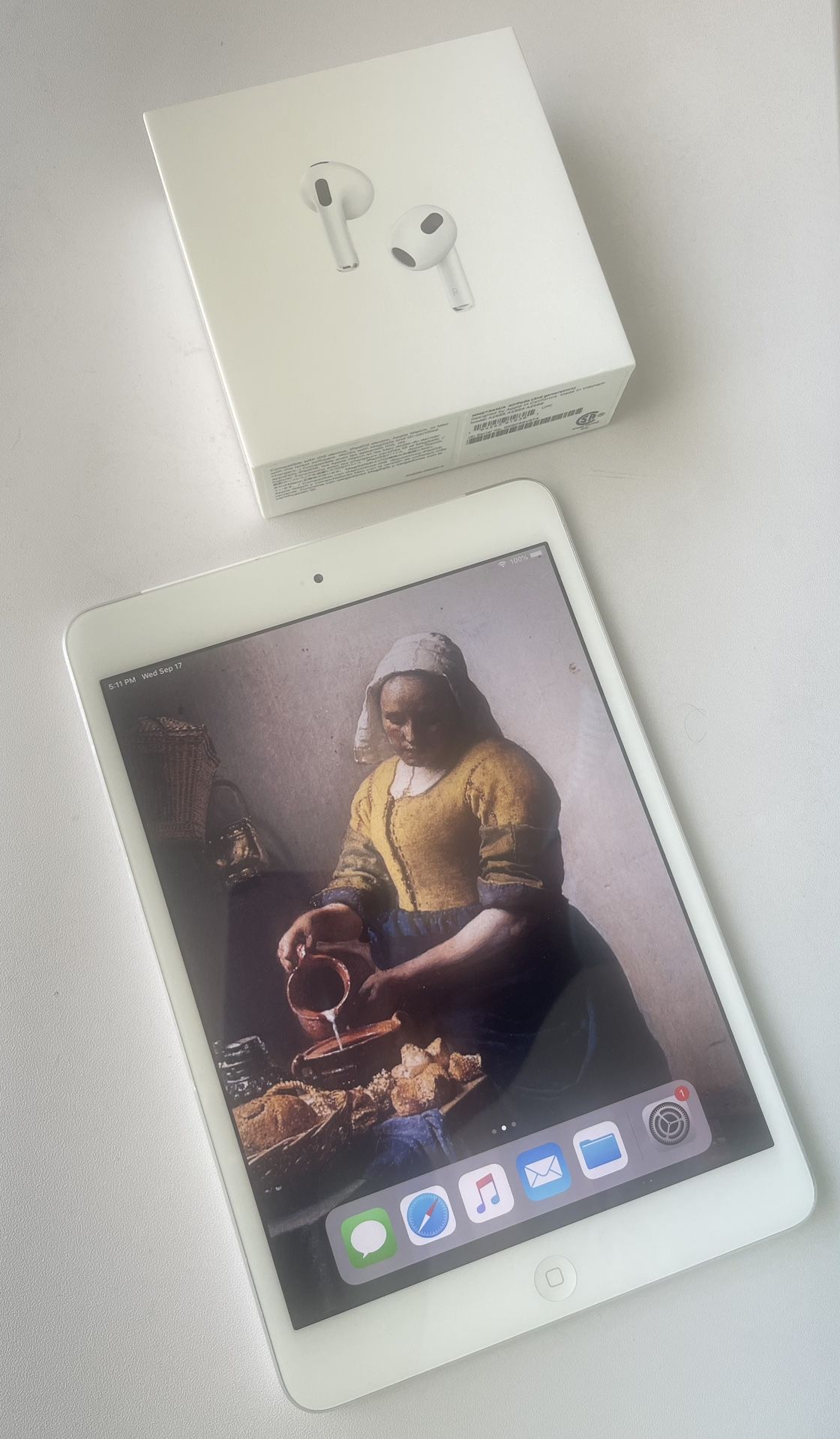 🔥 APPLE COMBO!! 🔥 iPad Mini (Retina) AirPods 3rd Gen $120 Or