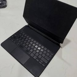 Magic Keyboard for iPad Pro 12.9"
