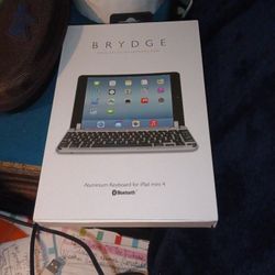 Bridge Keyboard iPad Mini 4 New