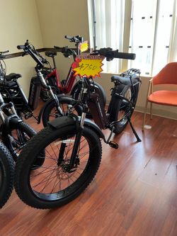 Assembled and Ready to Go Trekcraze T600 26” Fat Tire Mountain Electric Bike