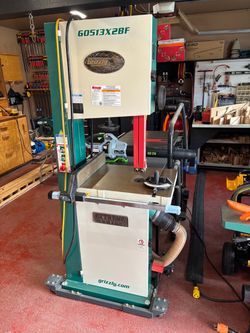 Grizzly Band Saw