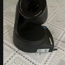 Panasonic AW-E 130 Full HD Super-PTZ Camera
