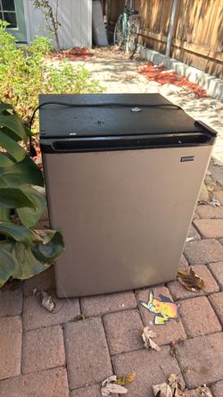 Kenmore Mini Fridge