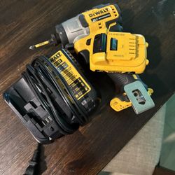 12v Dewalt Impact With Charger And Battery 