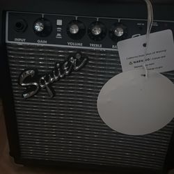 Squier Electric Guitar and Amp SET