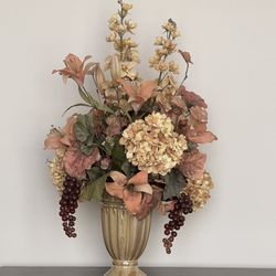 Vase & Decorative Flowers