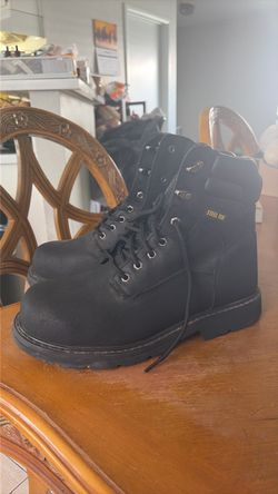 Boots steel toe