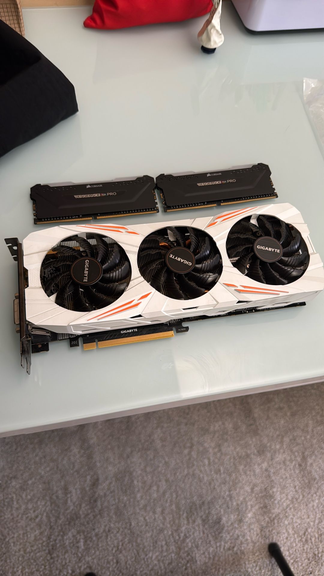 Gigabyte 1080ti OC 11gb