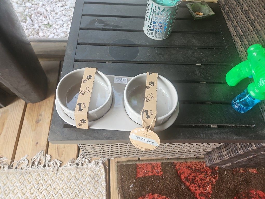 Dog Bowl Set