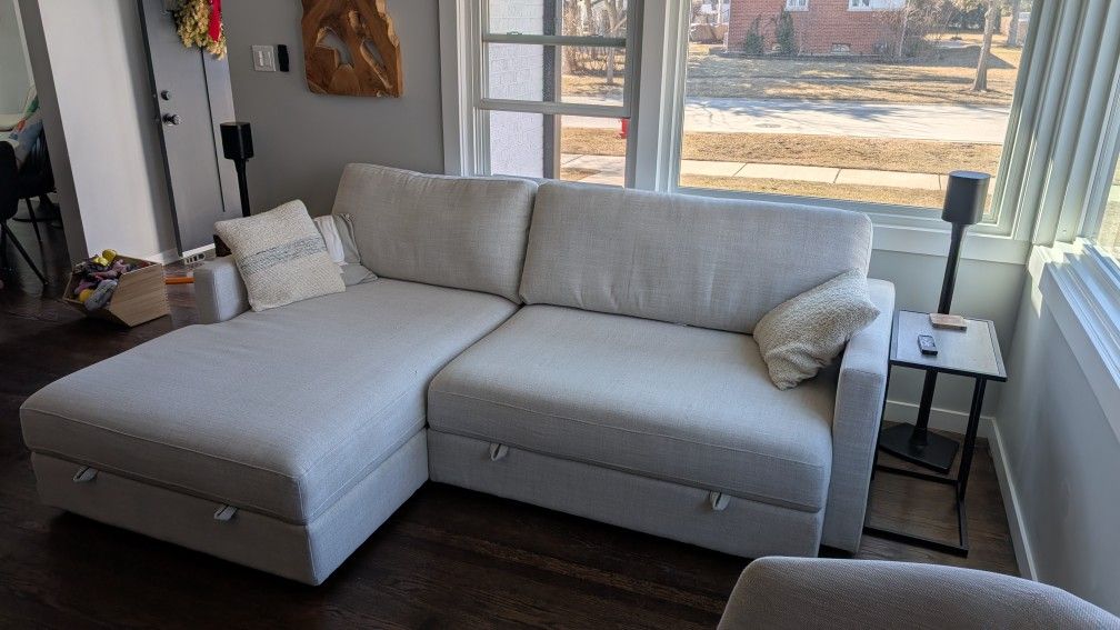 Sofa With Chaise