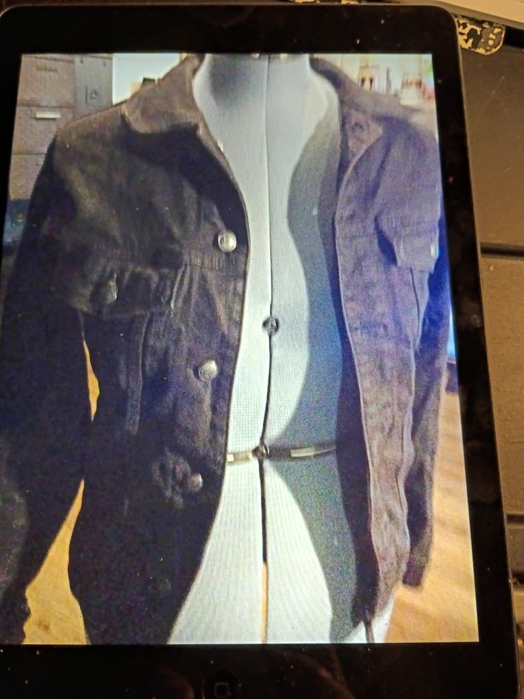 ZARA CLOTHING COMPANY DENIM CLASSIC  JACKET 