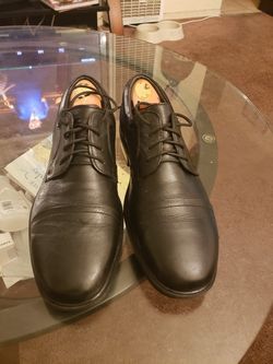 FERRATO. Zapatos de vestir size 6 usa pero yo soy size 7 y me quedan muy bien son del catalogo de andrea