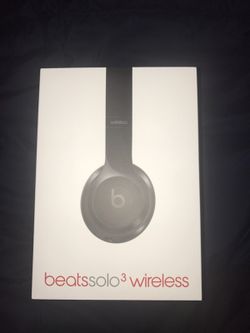 Brand new in box beats solo 3