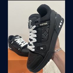 Lv Trainer Shoes