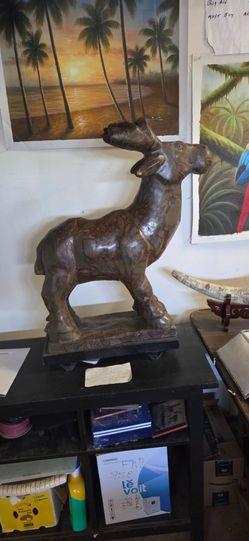Antiques and collectibles 200 lb Jasper deer