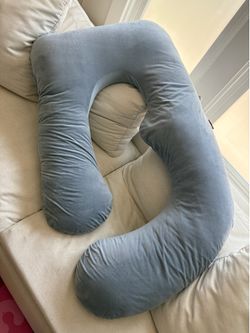Momcozy Pregnancy Pillow