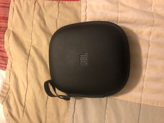 JBL Everest 310 Bluetooth headphones