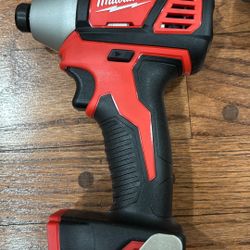 Milwaukee M18 Impact Drill 
