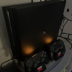 PS4 Pro 