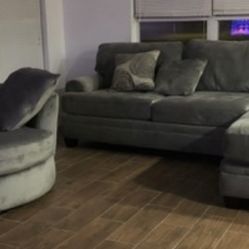 Sectional couch