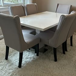 White Dining Table with 6 Chairs – $200
