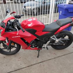 2015 Honda Cbr 300r