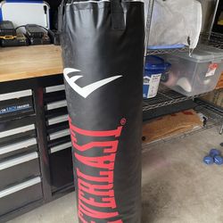 Everlast 4ft Heavy Bag 