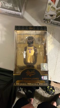 Lebron James Lakers Figure