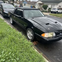 1989 Ford Mustang