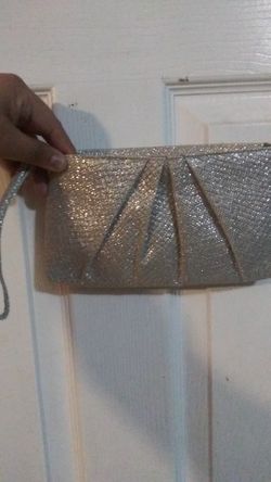 Party wristlet