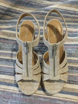 MICHAEL KORS Size 10