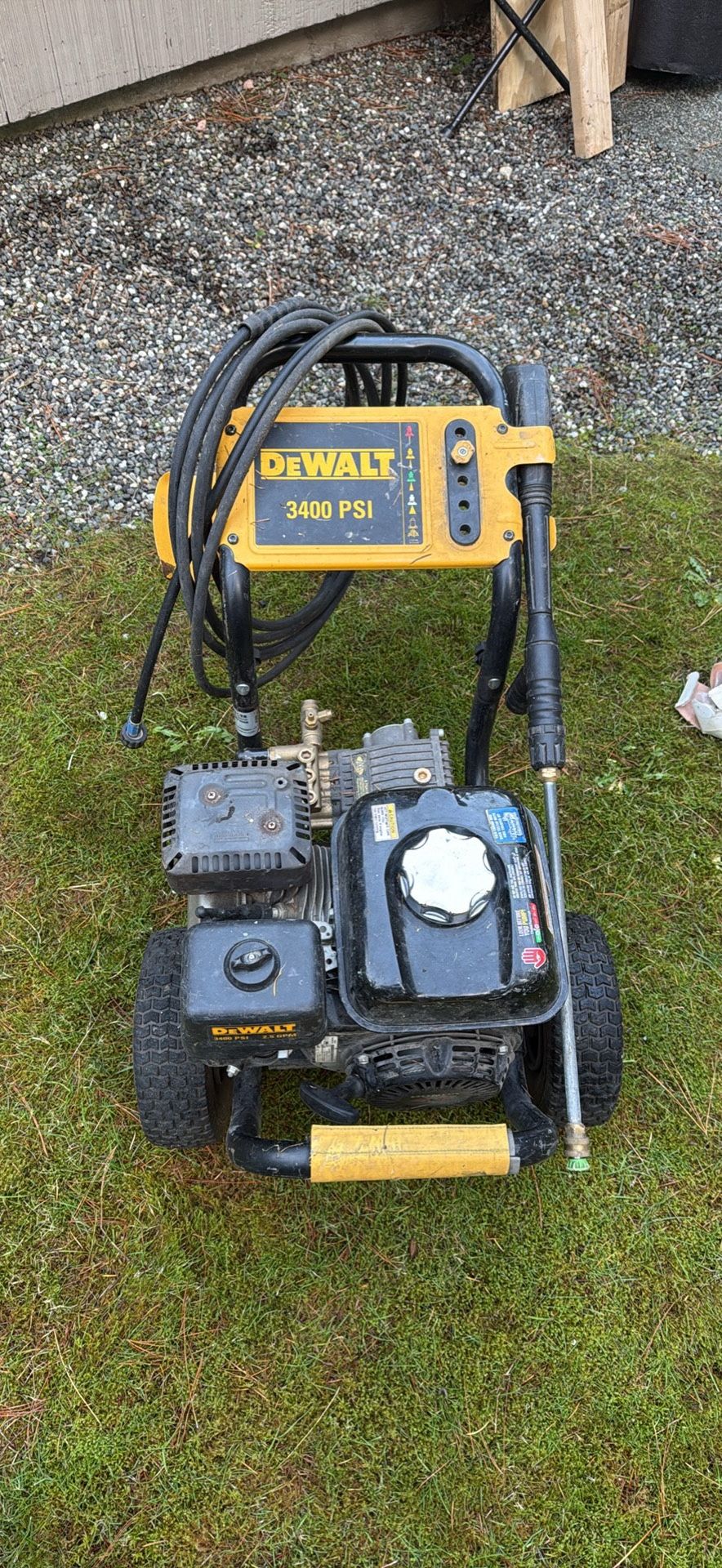 Dewalt 3400psi 2.5gpm pressure washer