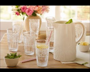 Jarra y 8 vasos princess house