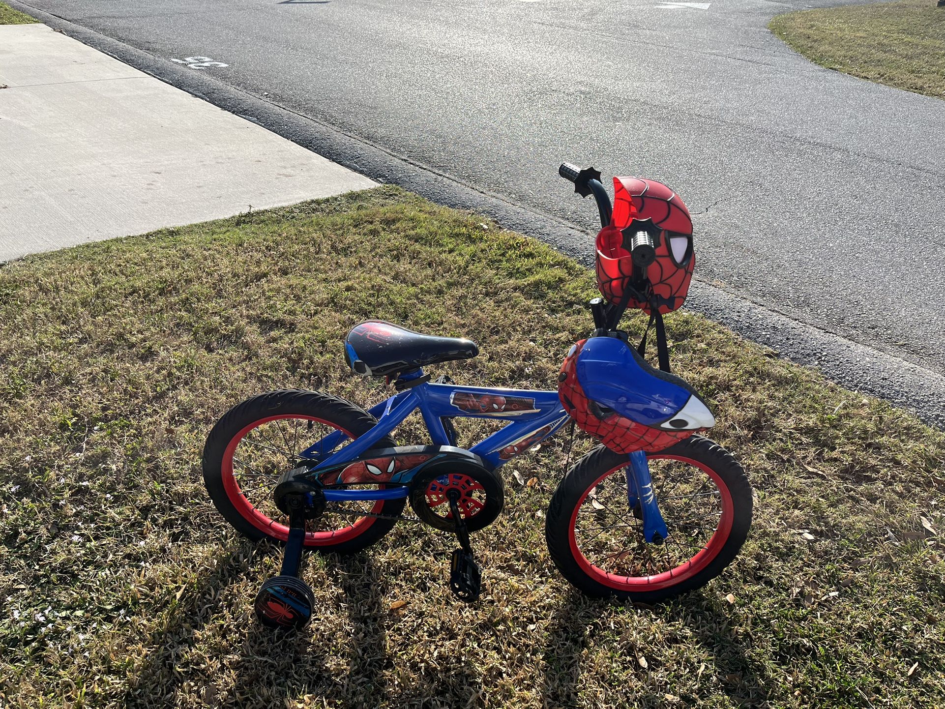kids bike with helmet