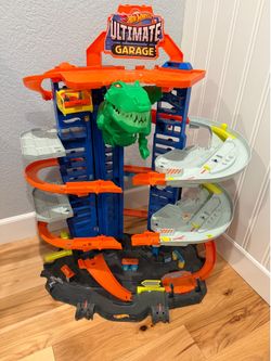 Hot Wheels Ultimate Car Garage