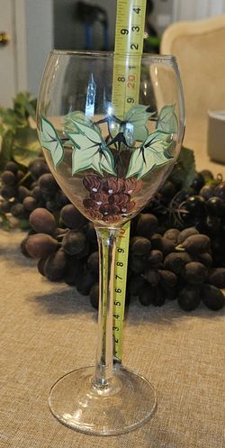 Hand Painted Grape & Ivy Wine Glass - Excellent Condition