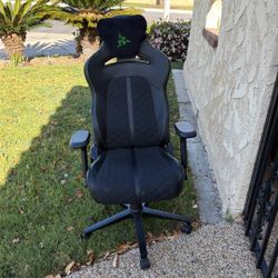 Free Computer Chair Pickup Lake Forest 