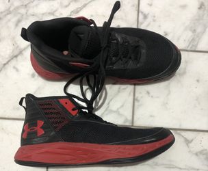 Under Armour Kids Jet Basketball Sz 6Y