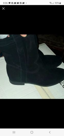 Black Suede VINCE CAMUTO boots