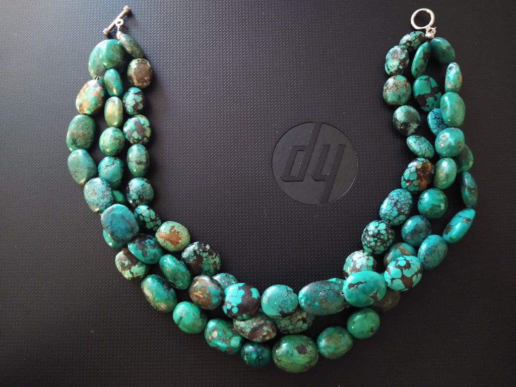 3 strands of genuin, natural turquoise necklace! Sterling clasp. High quality & Rare!