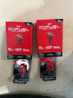 Milwaukee Stubby Impact Wrench 1/2
