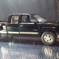 1/18 Silverado Welly