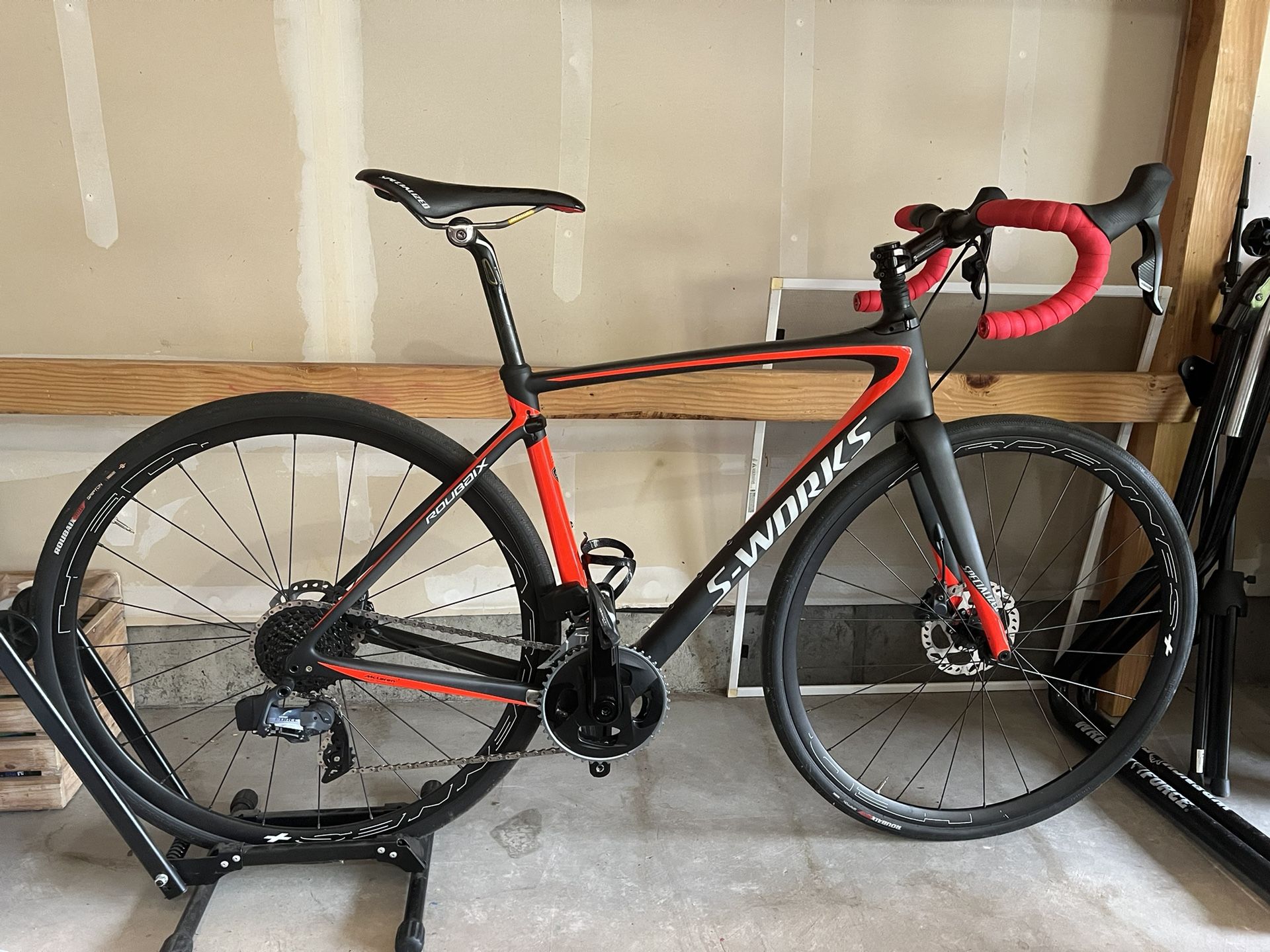 Roubaix S-Works Custom build SRAM Force AXS groupset - $2,500
