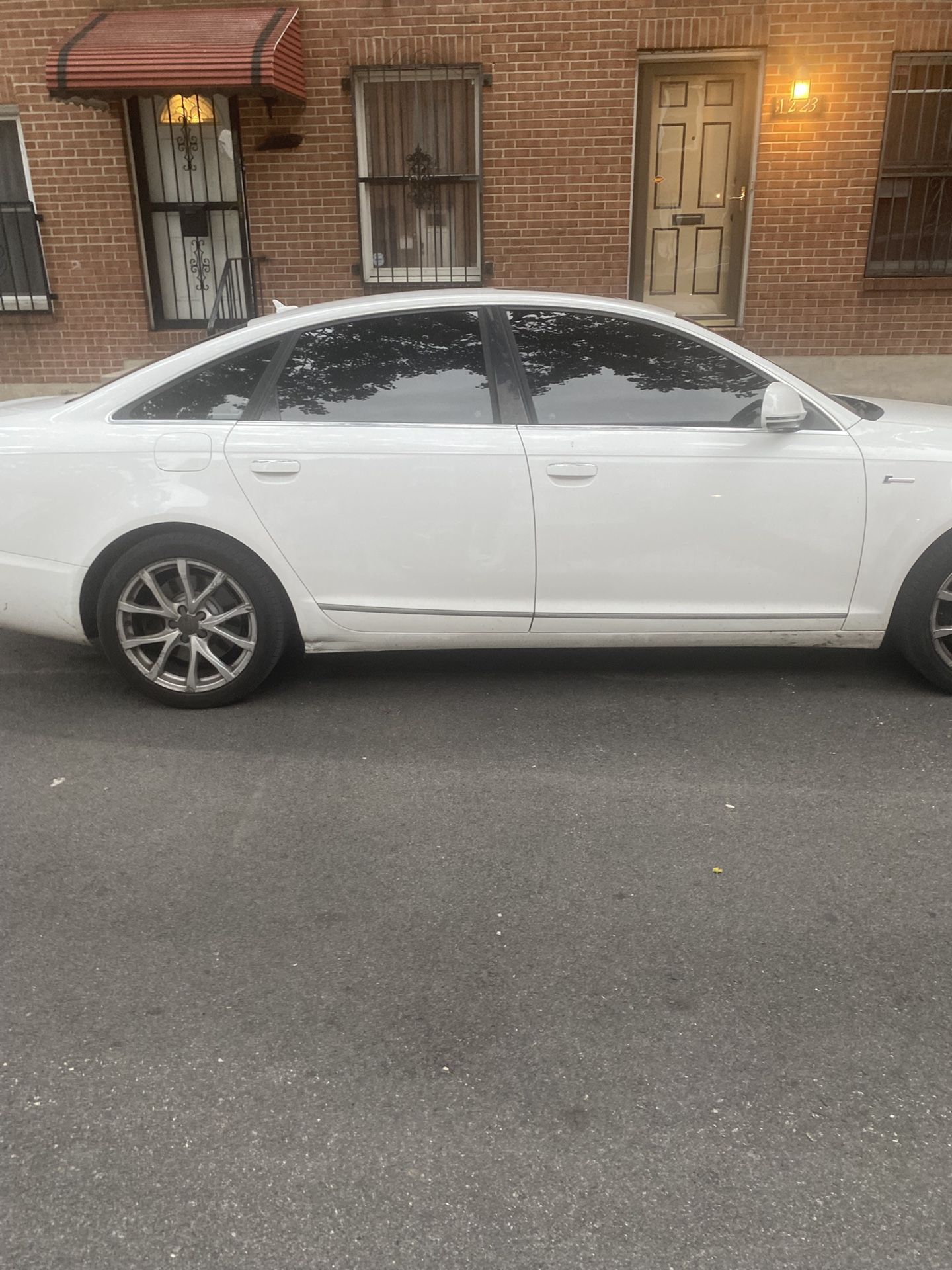 2010 Audi A6160k Clean Tittle