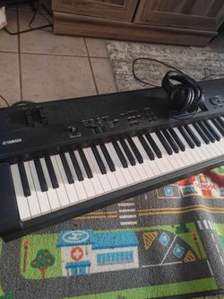 Yamaha cp40 stage piano